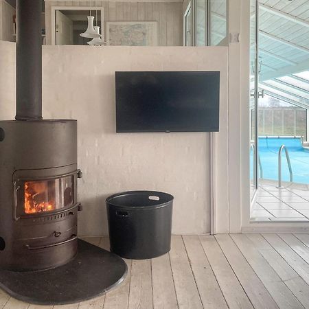 Amazing Home In Ebeltoft With Sauna Exteriör bild