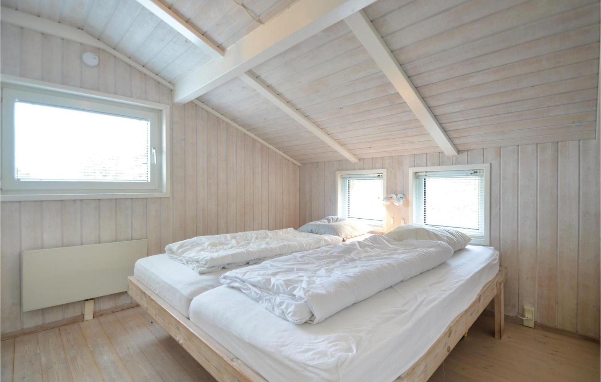 Amazing Home In Ebeltoft With Sauna Exteriör bild