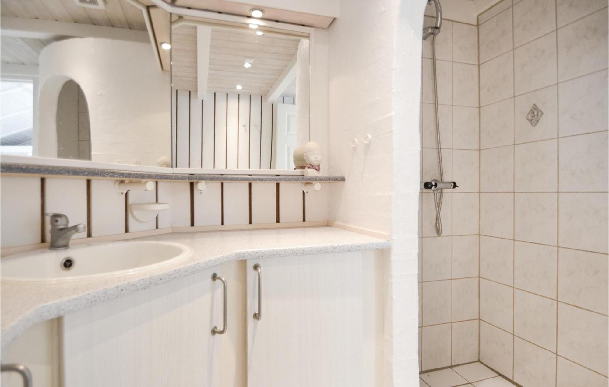 Amazing Home In Ebeltoft With Sauna Exteriör bild