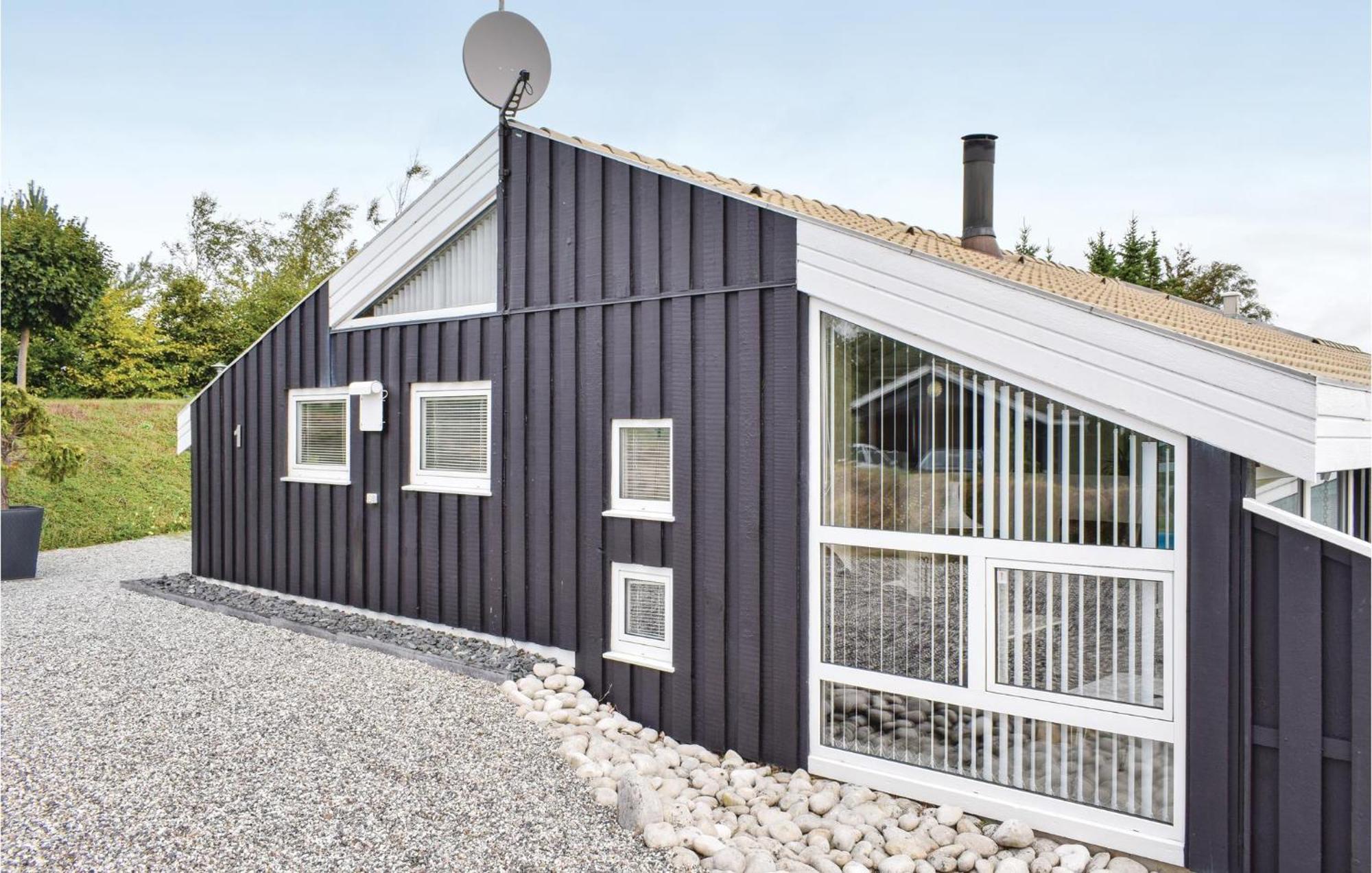 Amazing Home In Ebeltoft With Sauna Exteriör bild